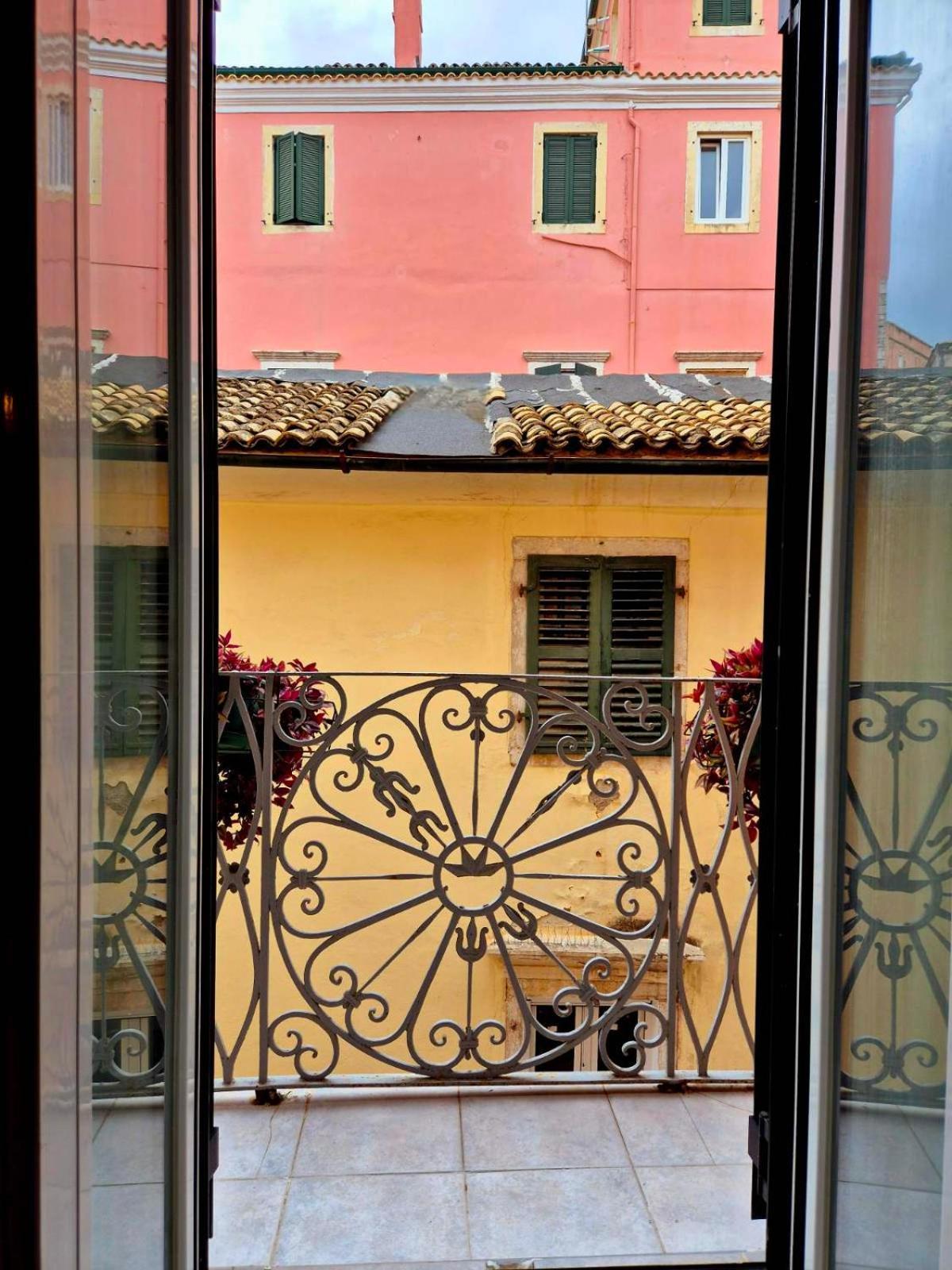 Historico Apartment, Corfu Old Town Bagian luar foto